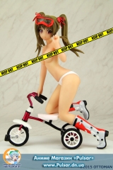 Оригінальна аніме фігурка Daydream Collection vol.15 Tricycle Racer Candy Blue / Pink ver. 1/7 Complete Figure