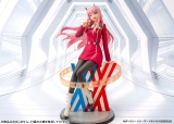 Оригинальная аниме фигурка «DARLING in the FRANXX Zero Two 1/7 Complete Figure»