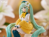  Оригінал (аніме): Miku     Оригінал (other):	Vocaloid Ім'я персонажа:	 Miku Hatsune персонаж 初音ミク Дата випуску: У середині листопада, 2024 Тип фігурки: Game Prize Матеріал: ATBC-PVC Висота: 140 мм Виробник: FuRyu Серія: Noodle Stopper Figure