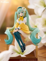  Оригінал (аніме): Miku     Оригінал (other):	Vocaloid Ім'я персонажа:	 Miku Hatsune персонаж 初音ミク Дата випуску: У середині листопада, 2024 Тип фігурки: Game Prize Матеріал: ATBC-PVC Висота: 140 мм Виробник: FuRyu Серія: Noodle Stopper Figure